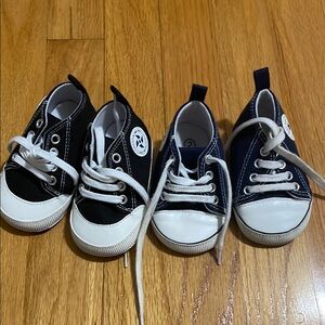 Baby/walker soft bottom sneakerss